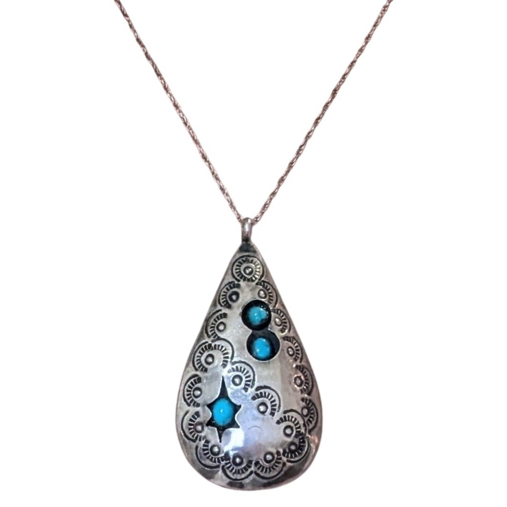Vintage 70s Navajo Sterling Silver Turquoise Shadowbox Teardrop Pendant Necklace